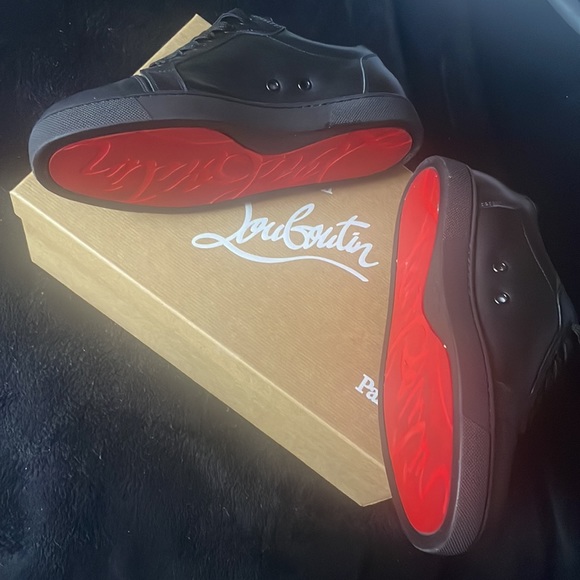 Christian Louboutin Women Viera Sneakers - Picture 2 of 2